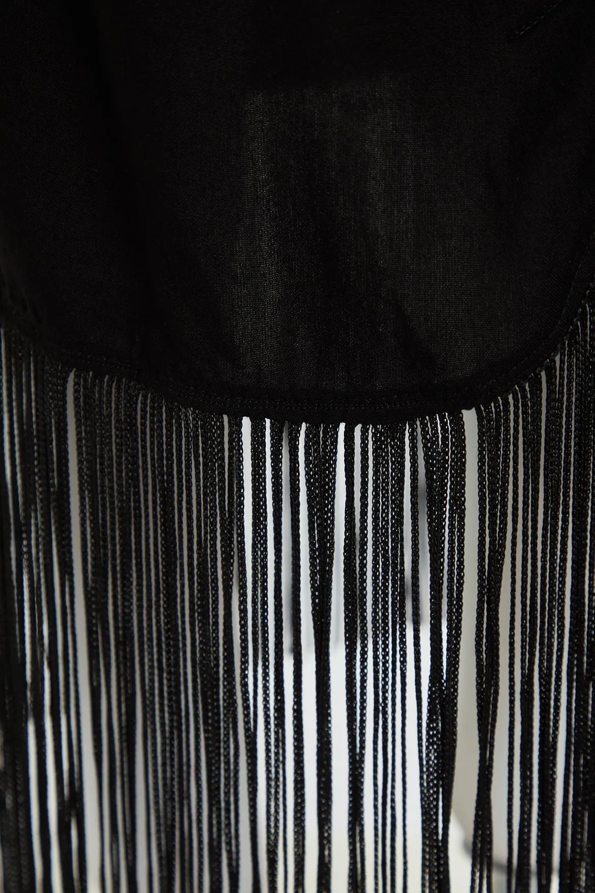 Trendyol Collection  Schwarzer Maxirock mit gewebten Quasten TBESS20ET0358