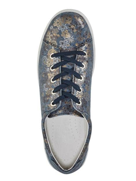 Schnürschuh in harmonischer Farbkombi