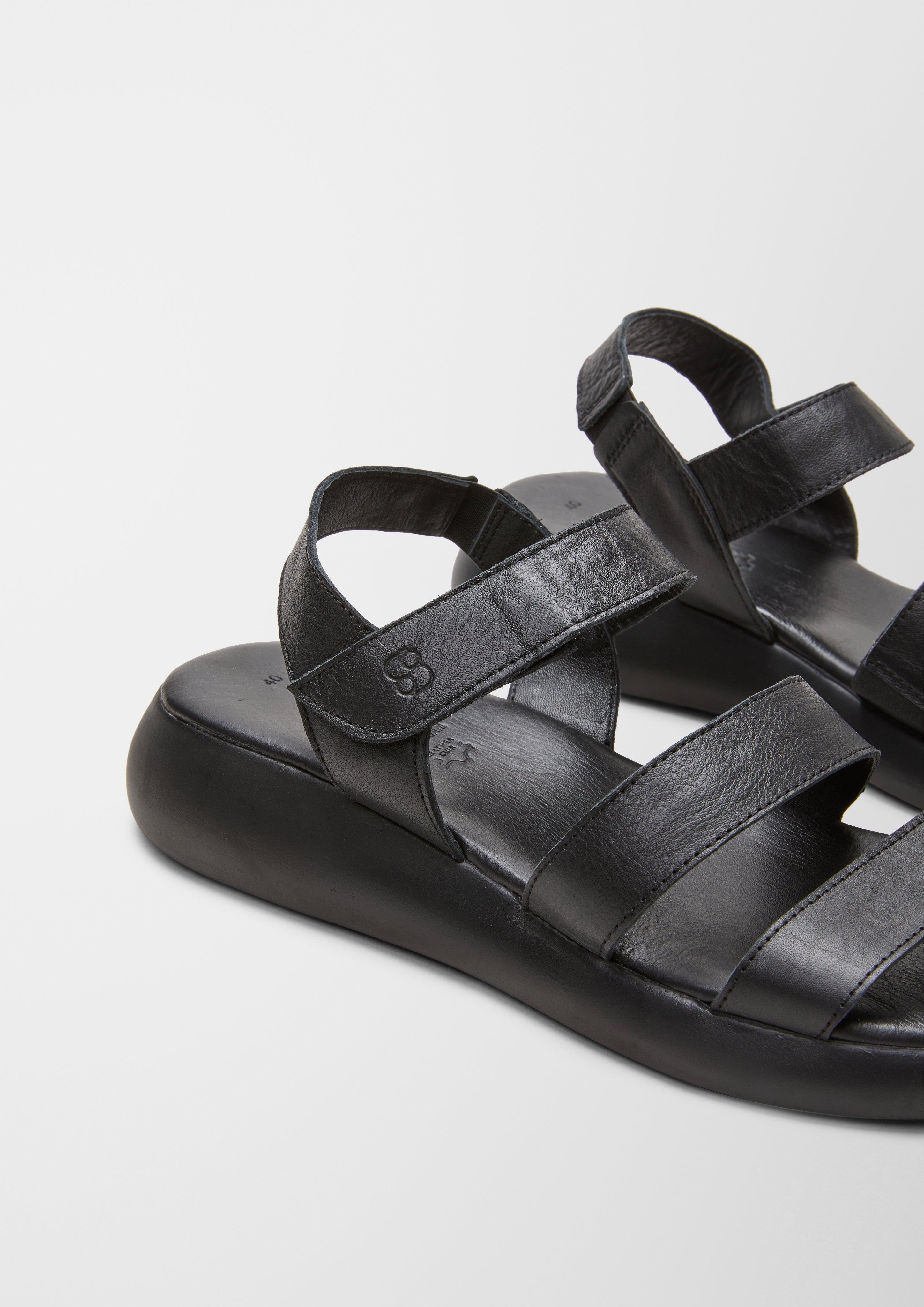 Sandalen aus Rindsleder  6007726-001