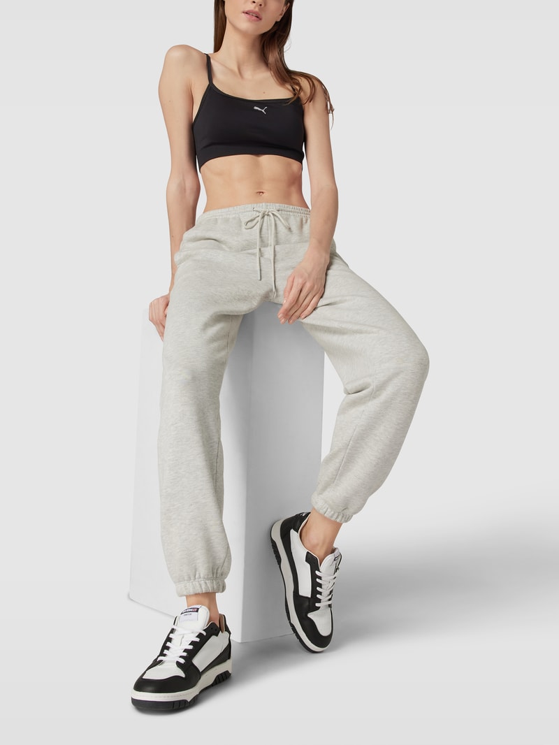 Sport-BH mit Logo-Print Modell 'Low Impact Studio' in schwarz