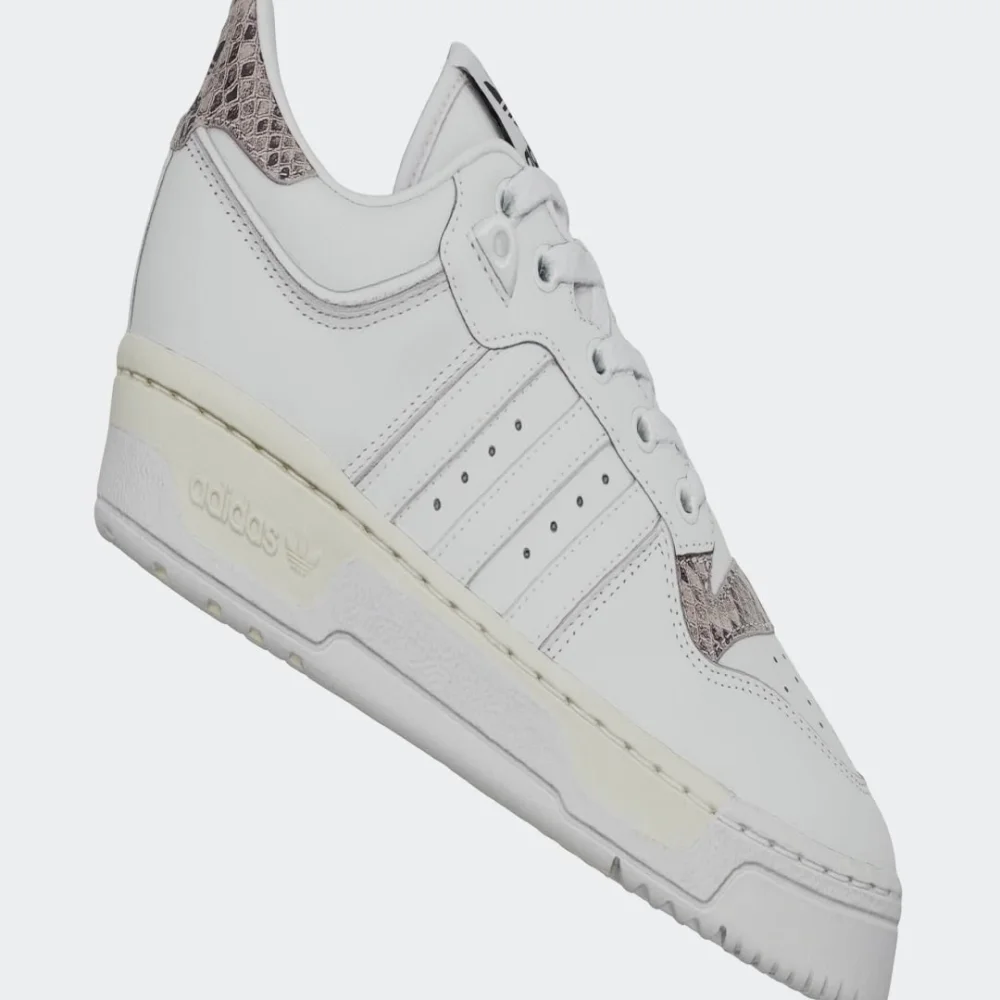 adidas Rivalry Low 86 W HQ7019 / weiss
