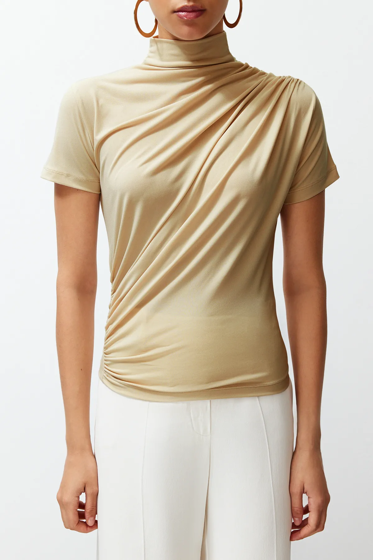 Trendyol Collection  Stein Rüschen/Drapiert Detail Tailliert/Tailliert Kurzarm Stehkragen Stretch Strick Bluse TWOSS24BZ00426