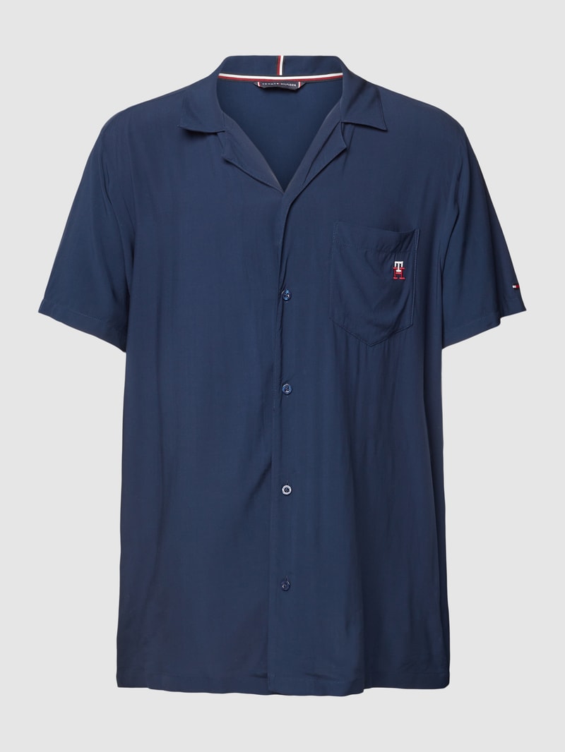 Pyjama-Oberteil aus Viskose mit Label-Detail Modell 'WOVEN' in marineblau