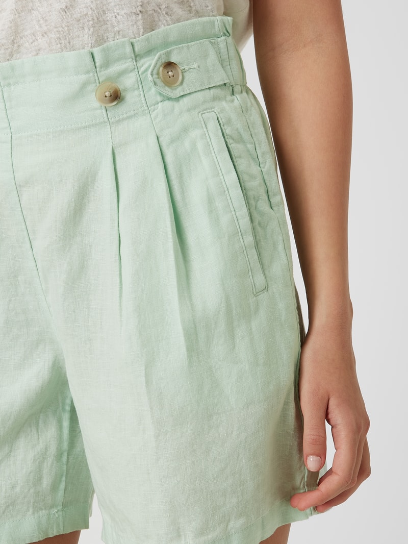 Shorts aus Leinen in lindgrün