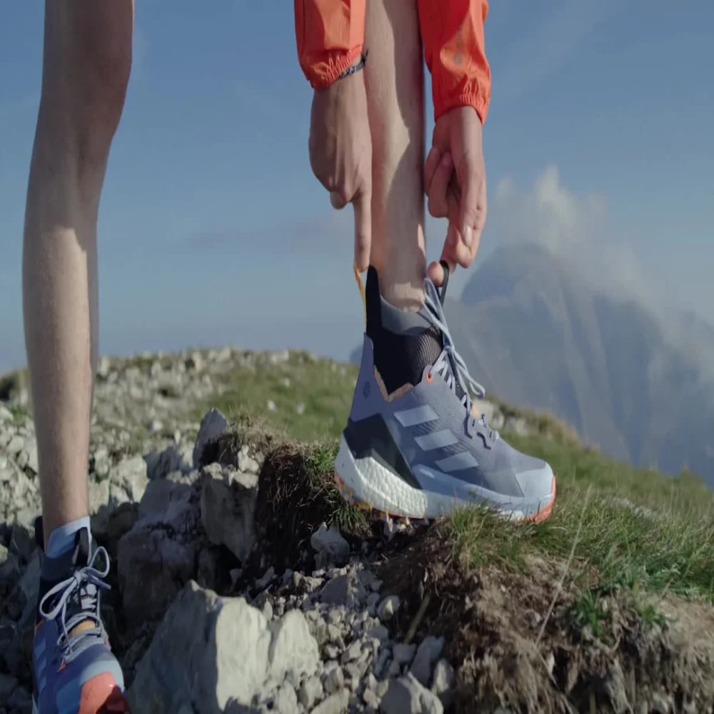 adidas Free Hiker 2 2.0 HQ8398 / lila