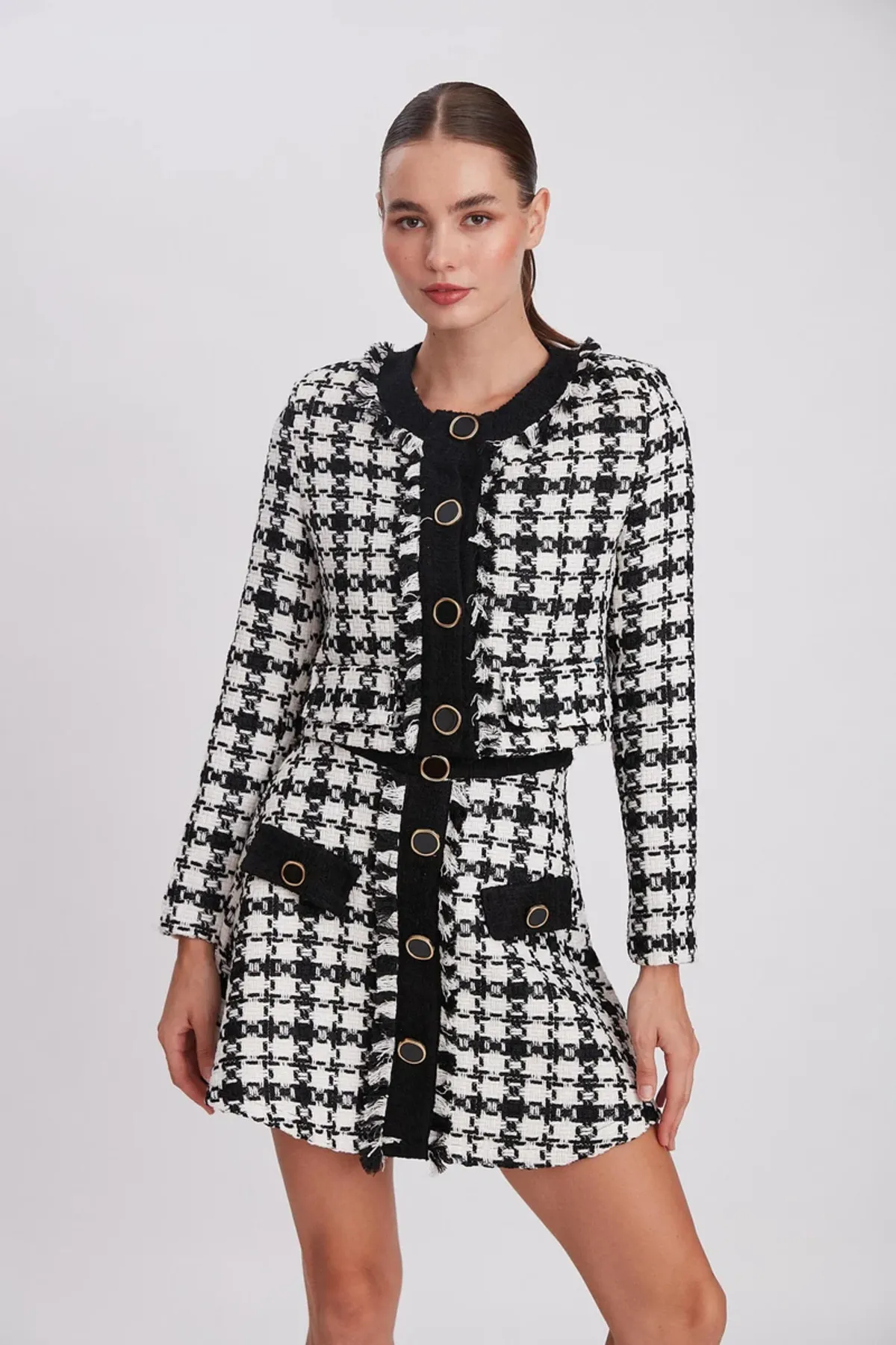 Laluvia  Schwarzer Tweed-Anzug mit Glockenrock und Jacke