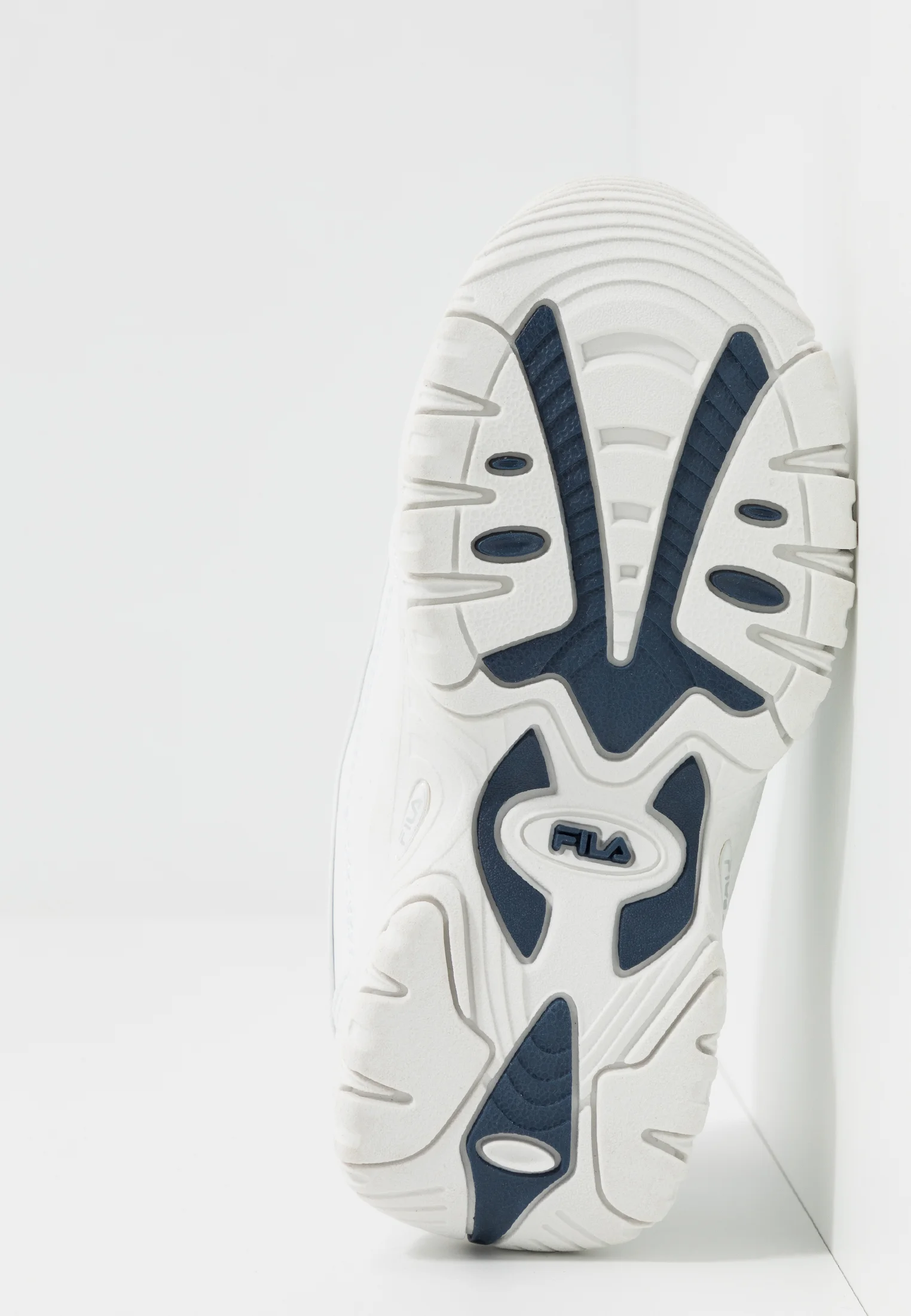 Fila STRADA KIDS TEENS - Zapatillas bajas
