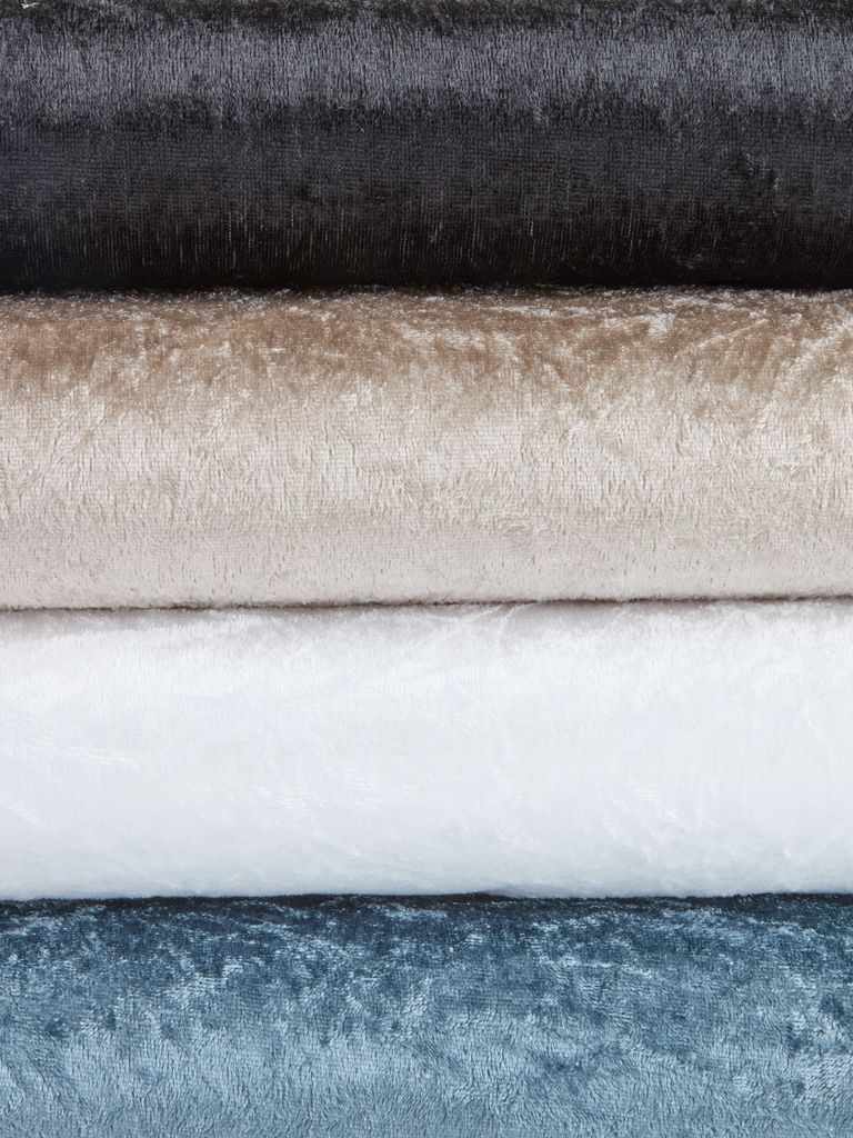 Lot de 3 paillettes en velours noir