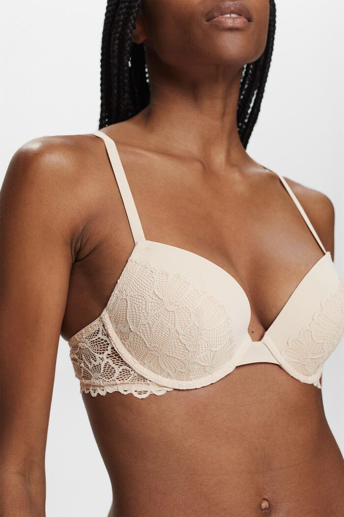 Wattierter Push-Up-BH mit Spitze