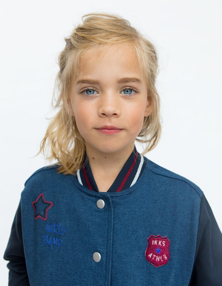 Teddy en jean marine bi matière avec broderies fille