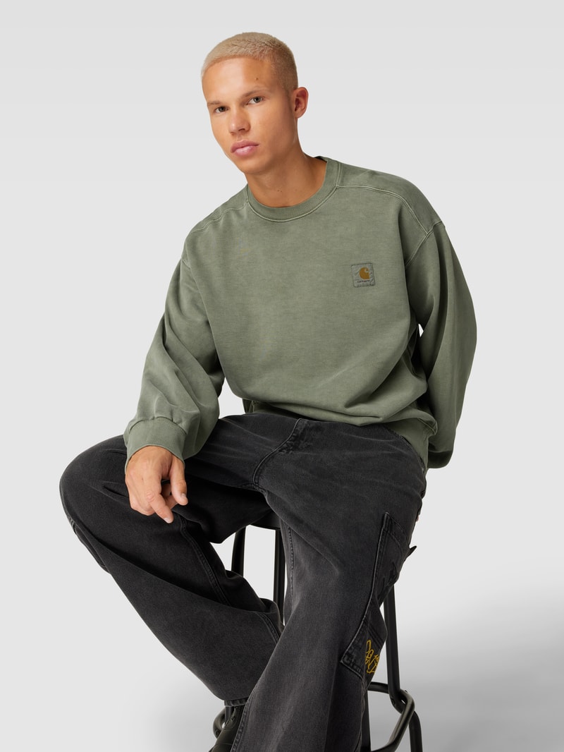 Sweatshirt mit Label-Patch Modell 'VISTA' in olivgrün meliert