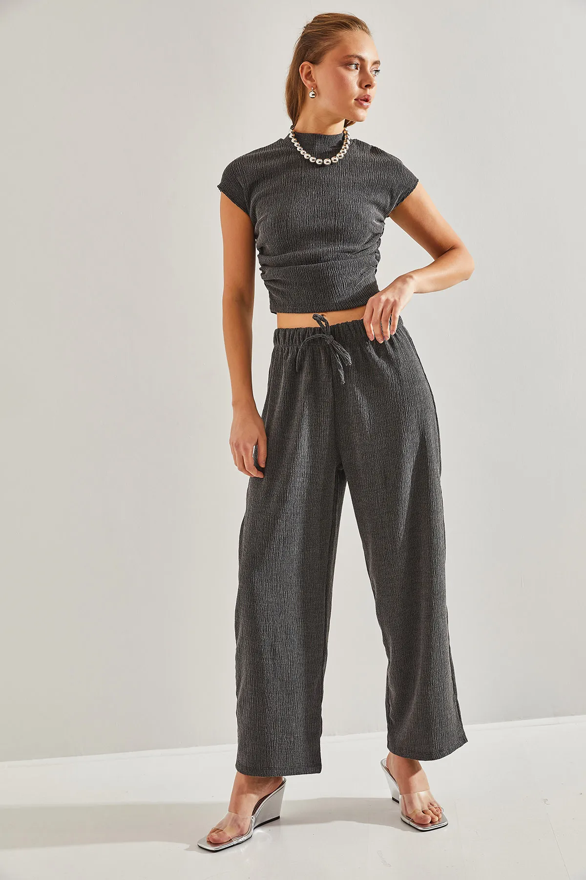 Bianco Lucci  Set aus Unter- und Oberteil aus gewaschenem Cord für Damen