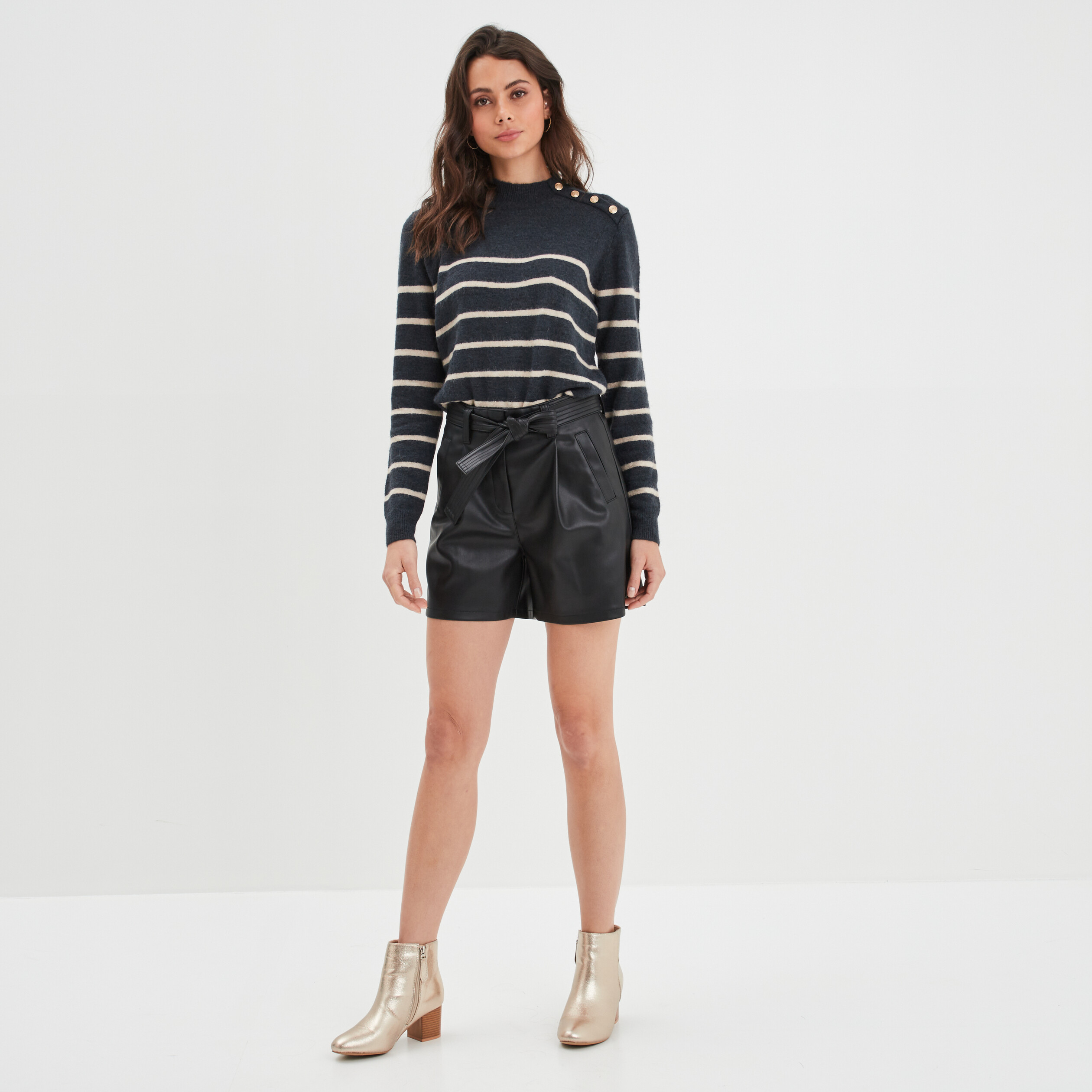 Short simili cuir large ceinturé noir femme | La Halle