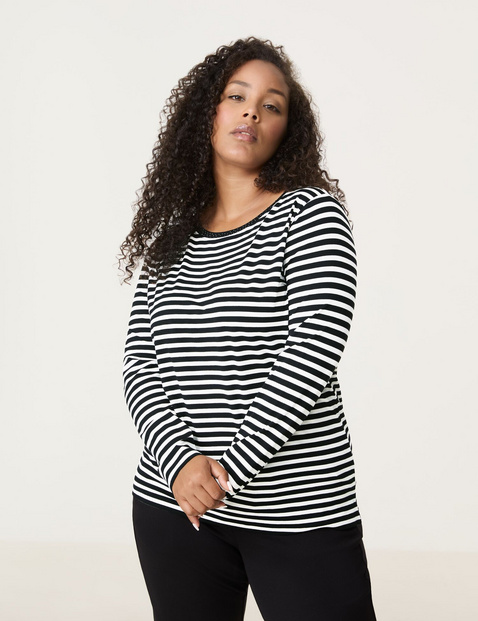 Geringeltes Longsleeve mit Ziersteinen