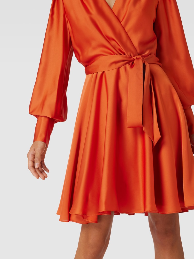 Cocktailkleid in Wickel-Optik in orange