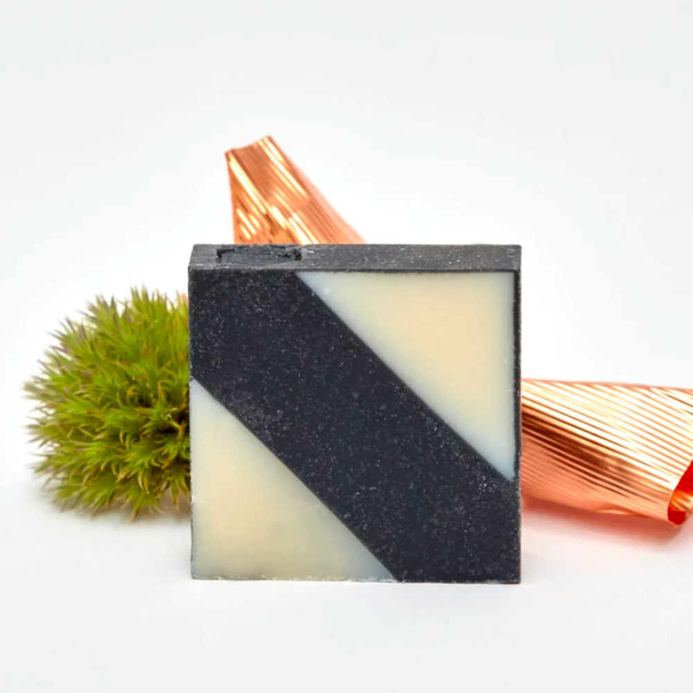ciment DIAGONALE GRISE Savon surgras motif Diagonale grise - Fragrance citron fumé Savon solide 100g