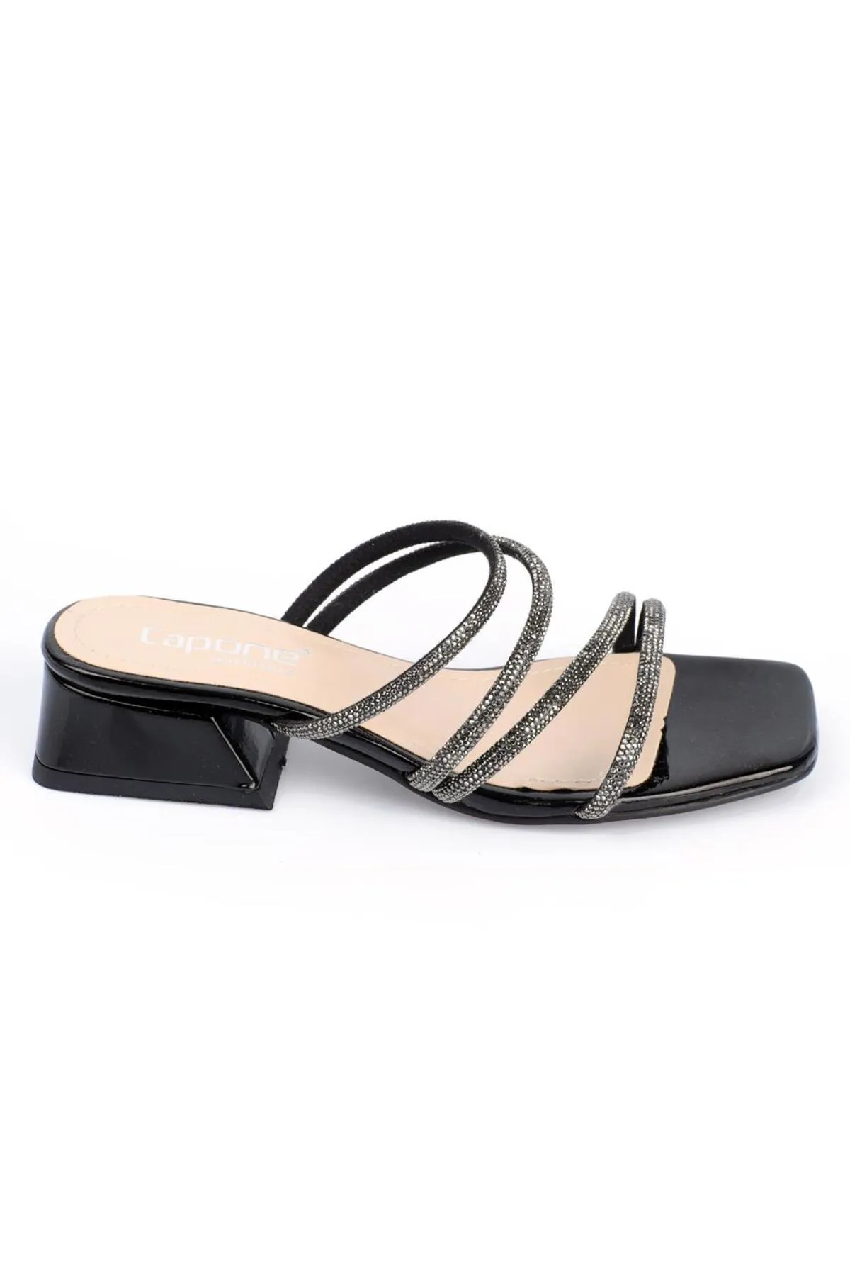 Capone Outfitters  Capone Blunt Toe Stony Banded Damen-Hausschuhe aus schwarzem Lackleder mit kurzem Absatz