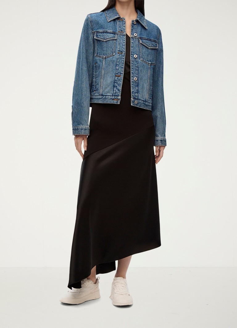 Chaqueta vaquera LOEWE Anagram con bolsillos en el pecho y bolsillos laterales.