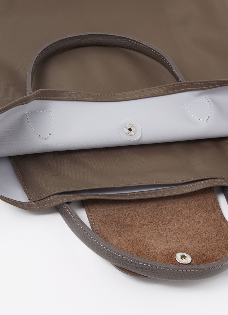Longchamp  Le Pliage Green handtas M met leren details