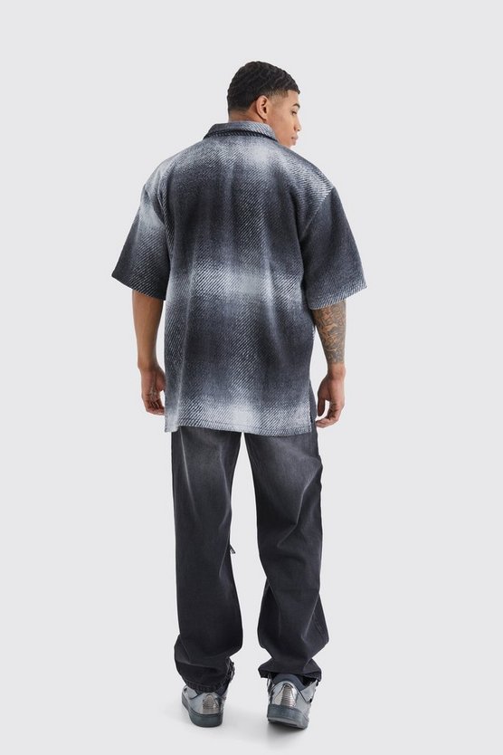 Kurzärmliges kariertes Oversize Overshirt aus Fleece