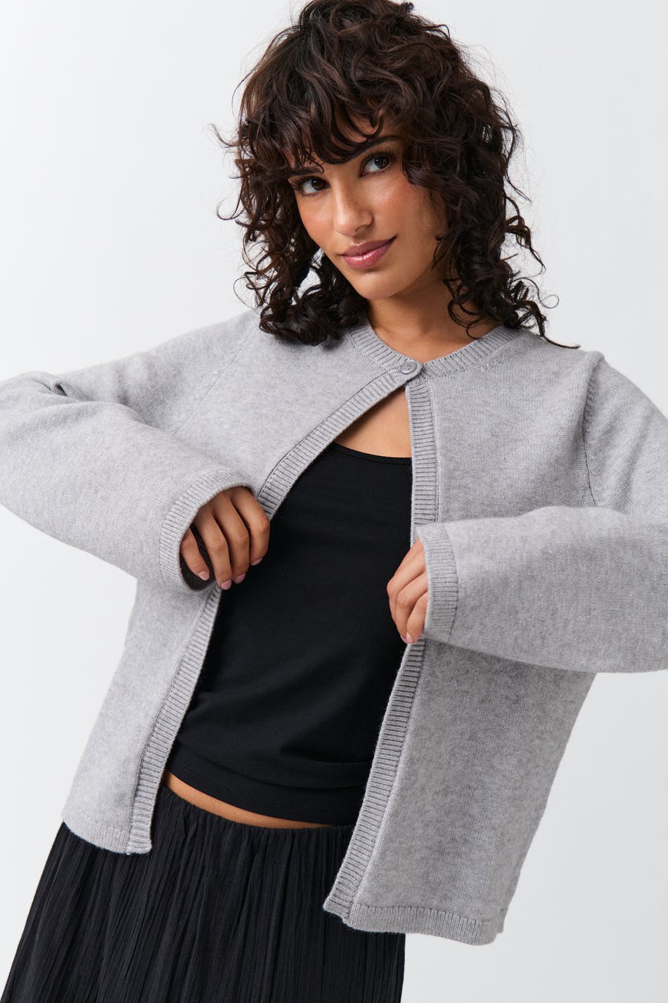One button knit cardigan