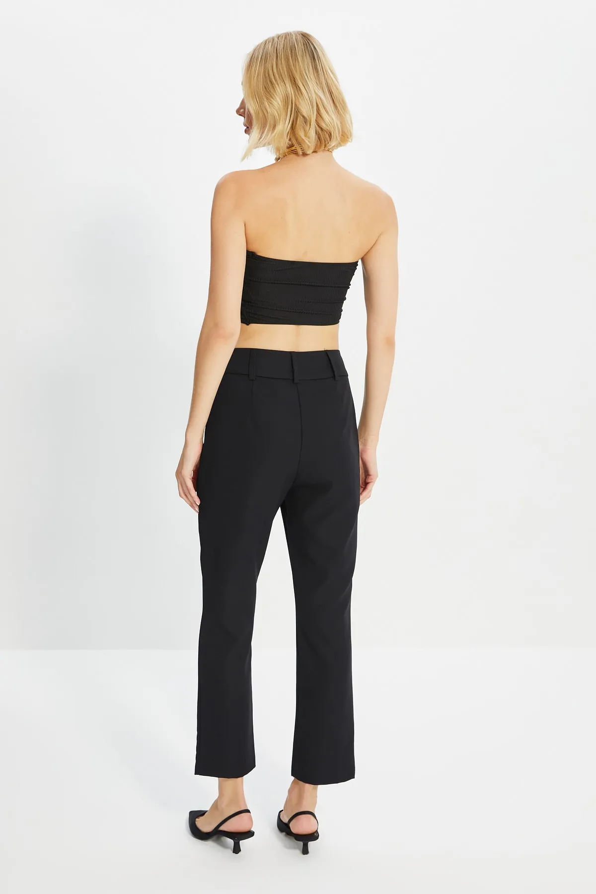 Trendyol Collection  Schwarze Webhose mit weitem Bein TWOSS19WX0086