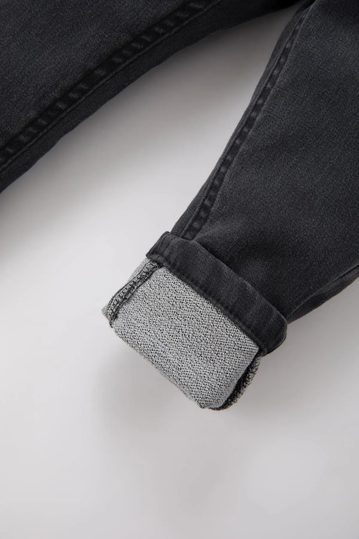 DeFacto  Baby-Jungen-Hose mit normaler Passform