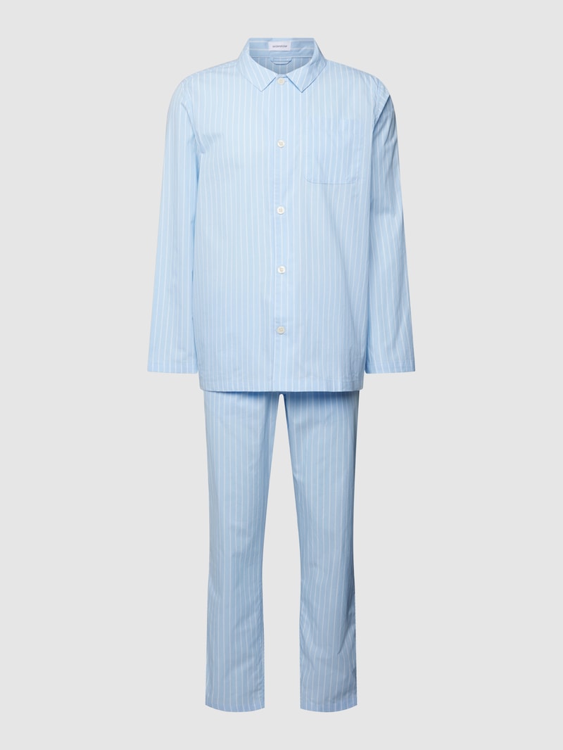 Pyjama mit Streifenmuster in hellblau