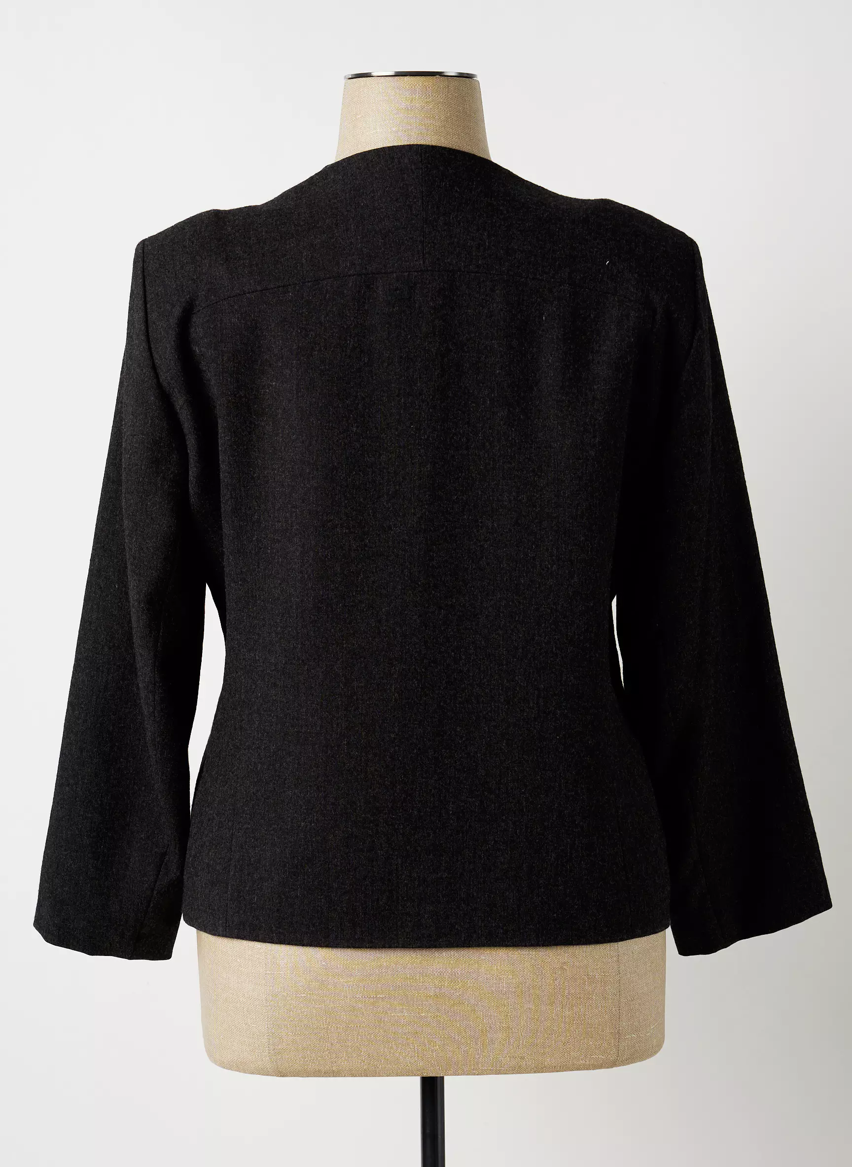 Claude Bauer Vestechic Femme couleur gris
