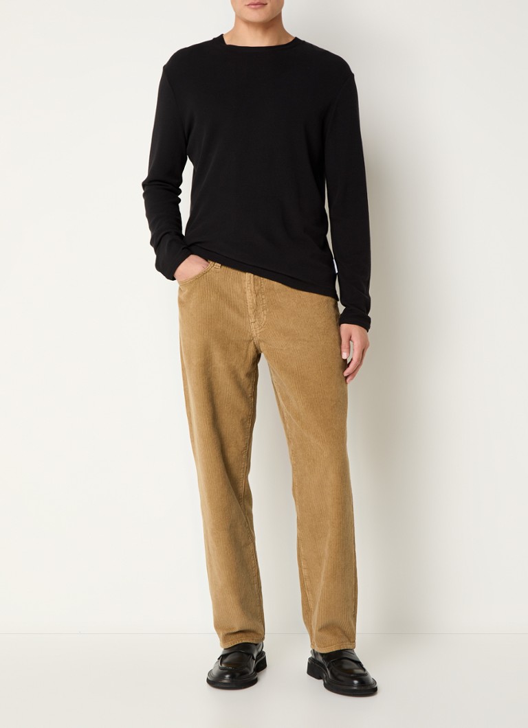 Pantaloni chino Levi's 568 din catifea reiată, cu croială dreaptă, cu buzunare laterale.