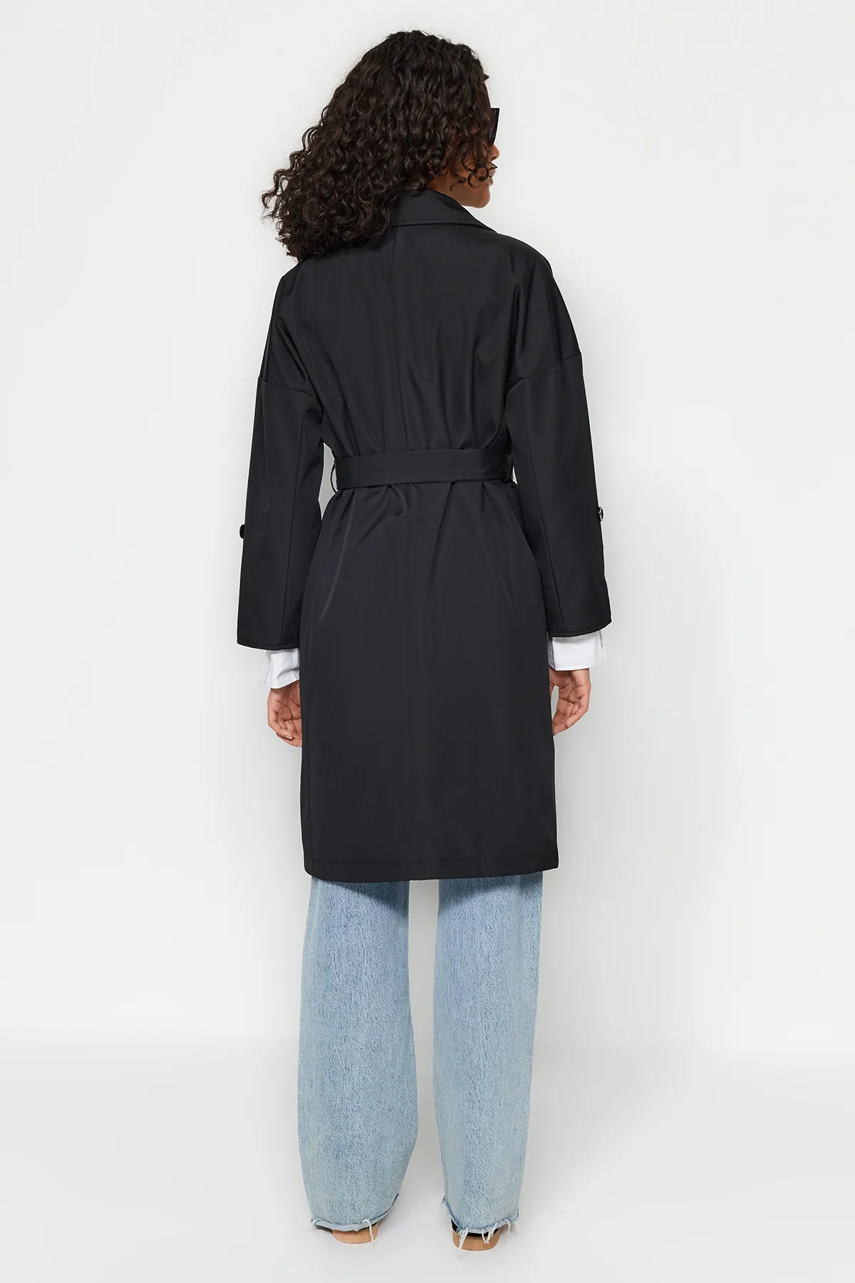 Trendyol Collection  Schwarzer wasserabweisender langer Trenchcoat TWOAW24TR00019