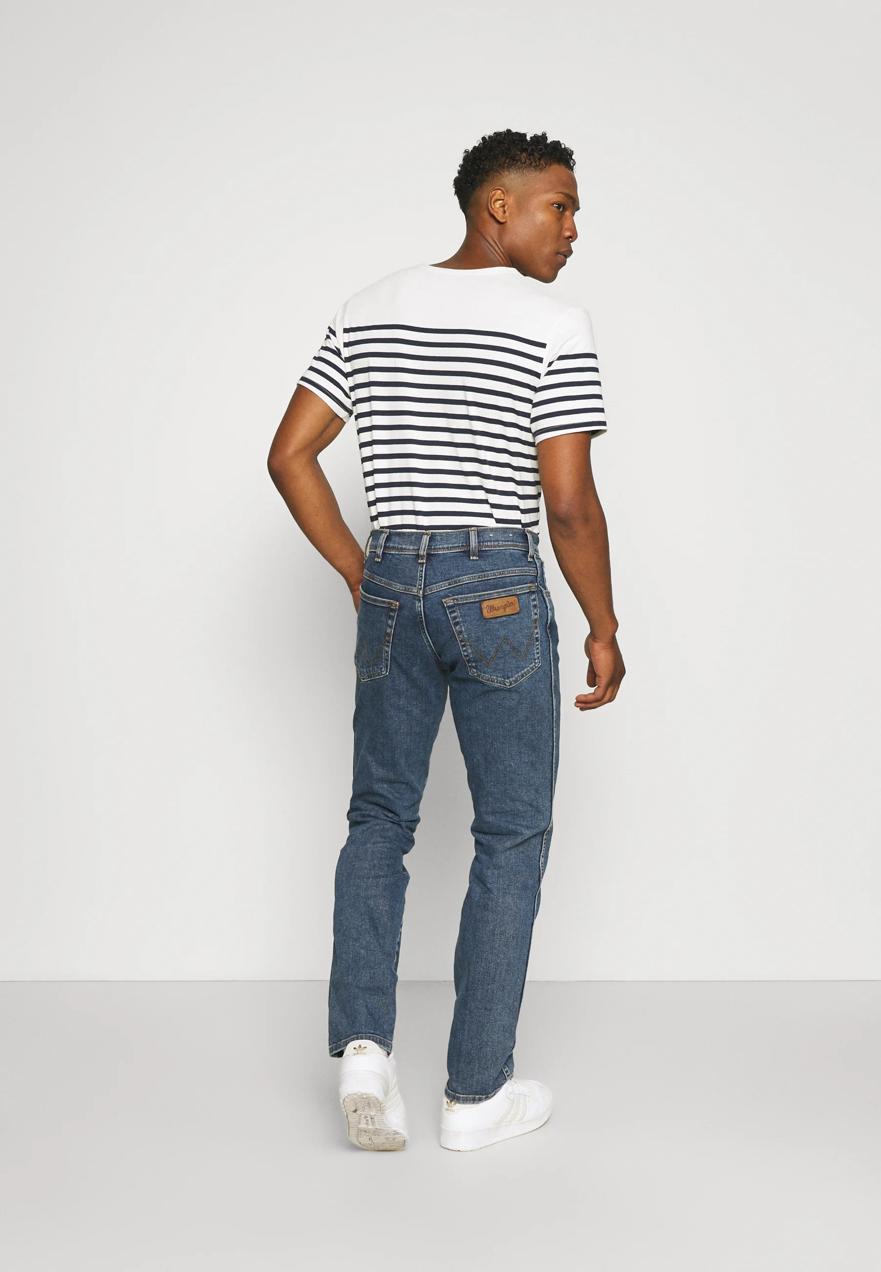 Wrangler TEXAS SLIM - Vaqueros pitillo