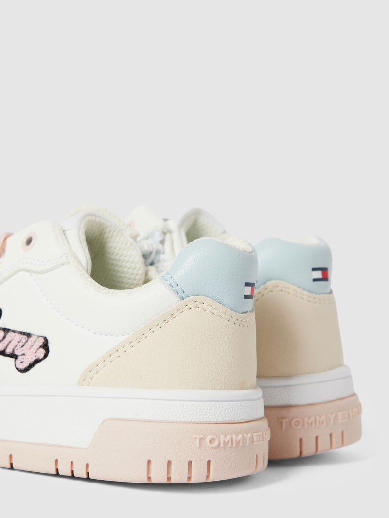 Sneaker mit Label-Patch Modell 'PAULENE' in weiß