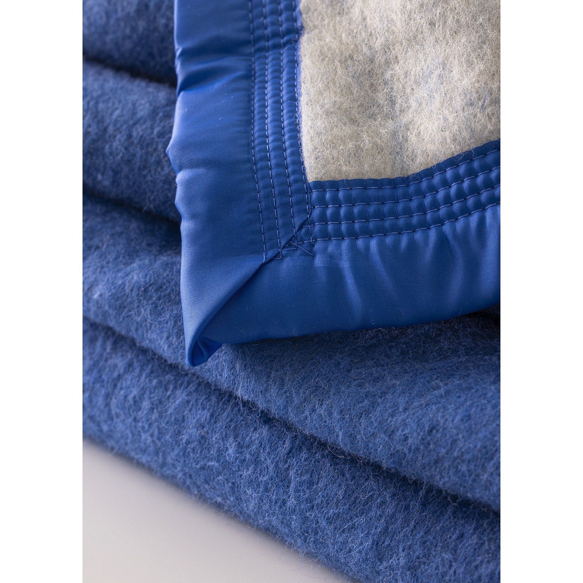Couverture bicolore laine 800g/m2