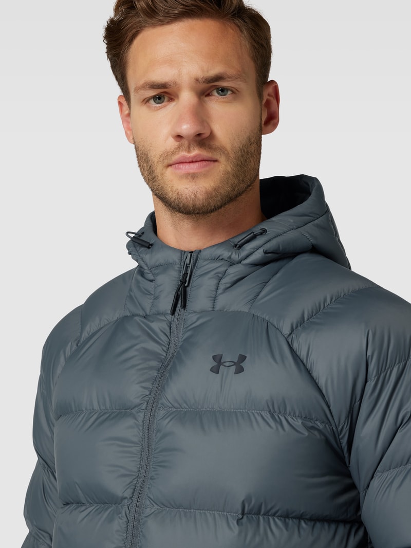Daunenjacke mit Kapuze in anthrazit