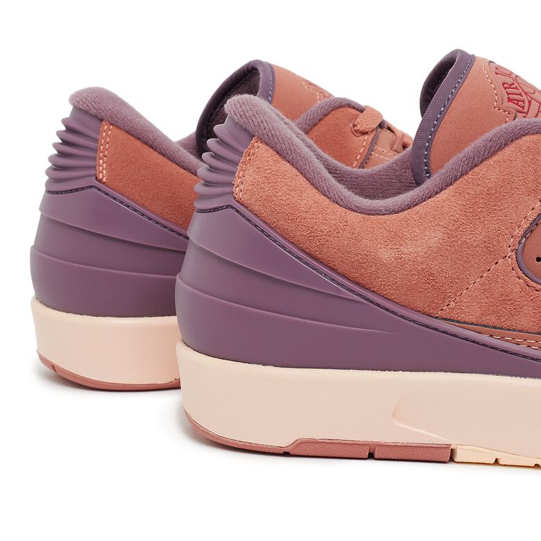 JORDAN Wmns Air Jordan 2 Retro Low 