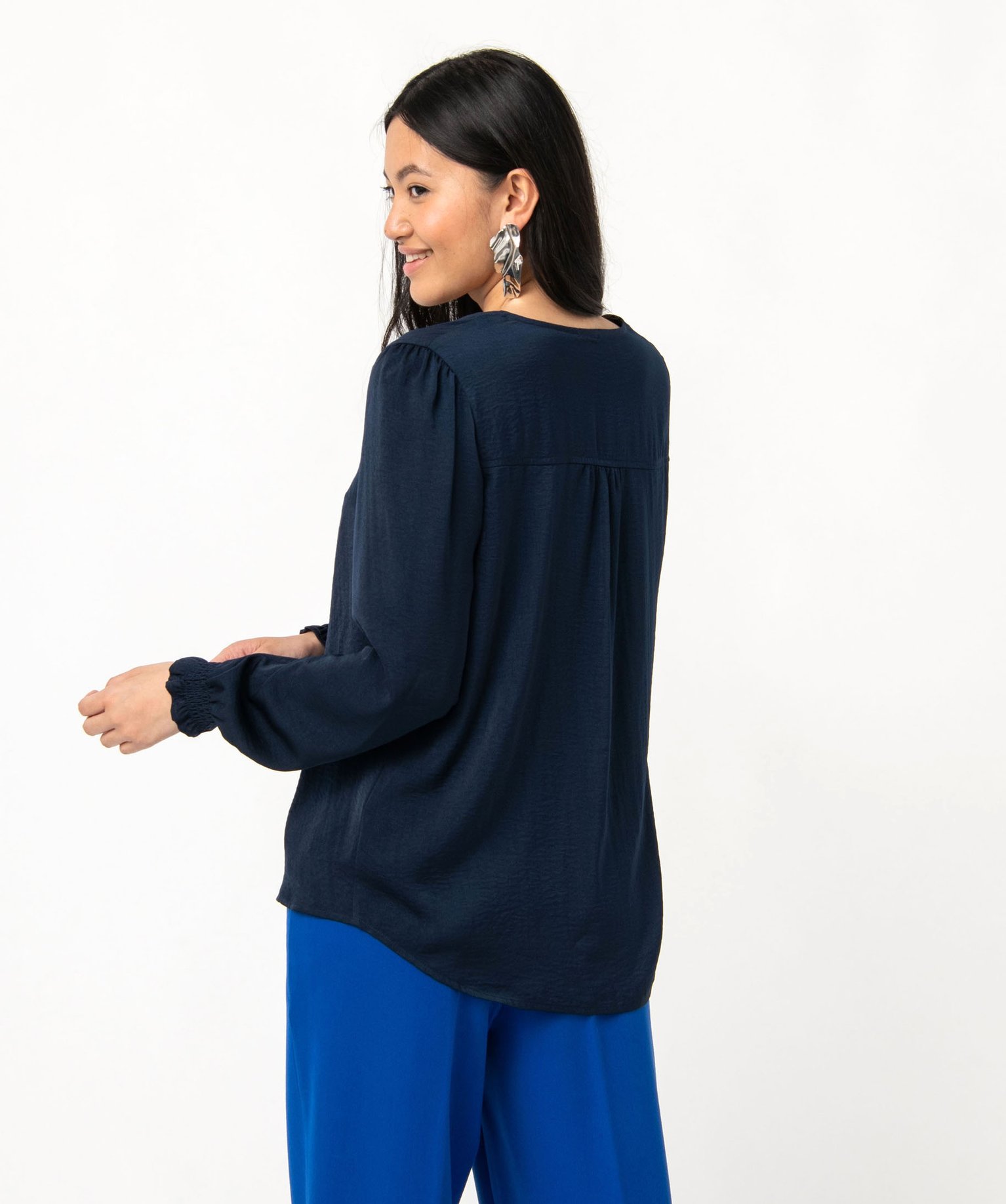 Blouse femme à manches longues avec col V bleu fonce | GEMO