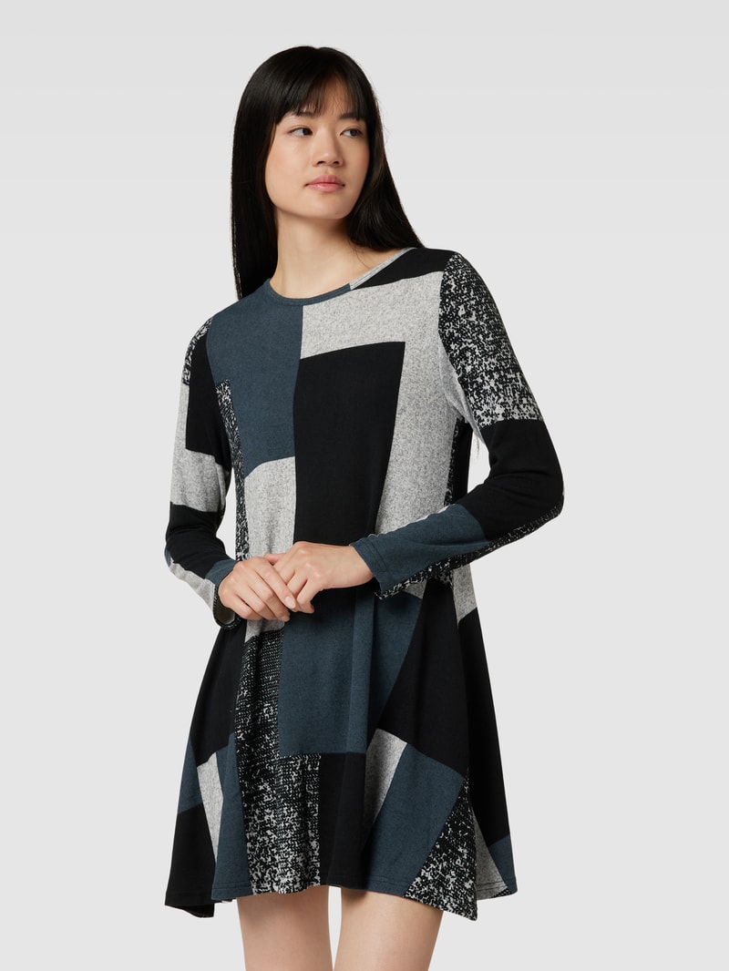 Strickkleid mit Allover-Muster in mittelgrau meliert