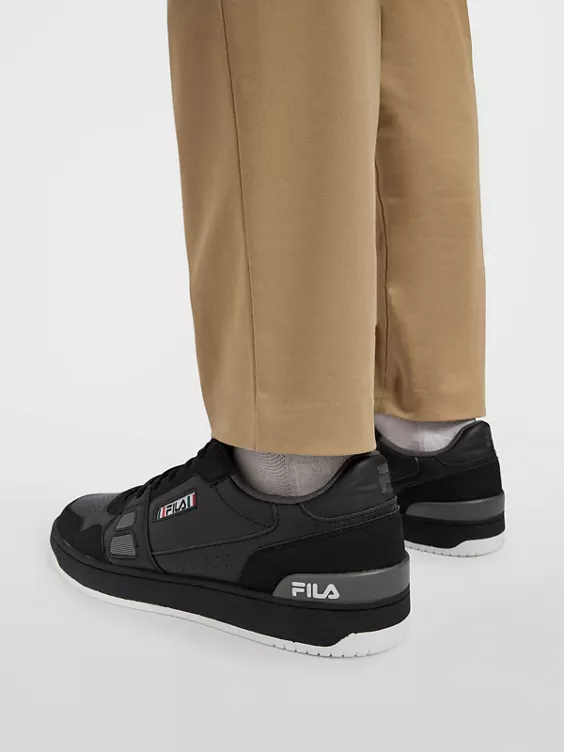 FILA Sneaker