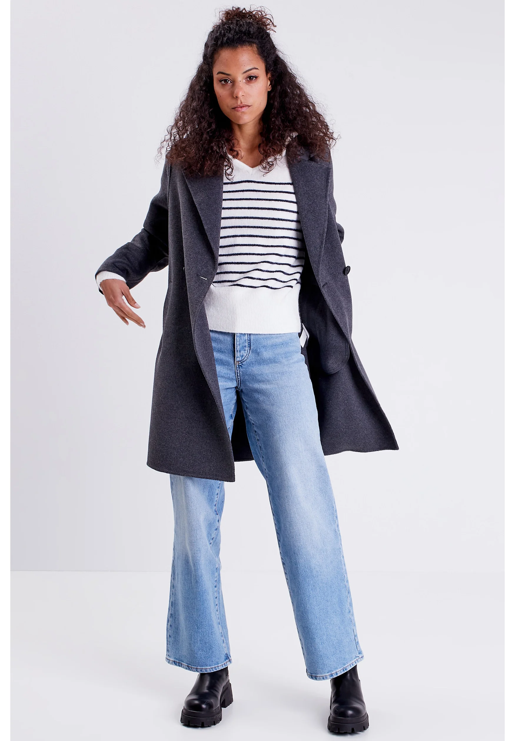 BONOBO Jeans HOLGADOS CON BOTONES - Abrigo Clásico