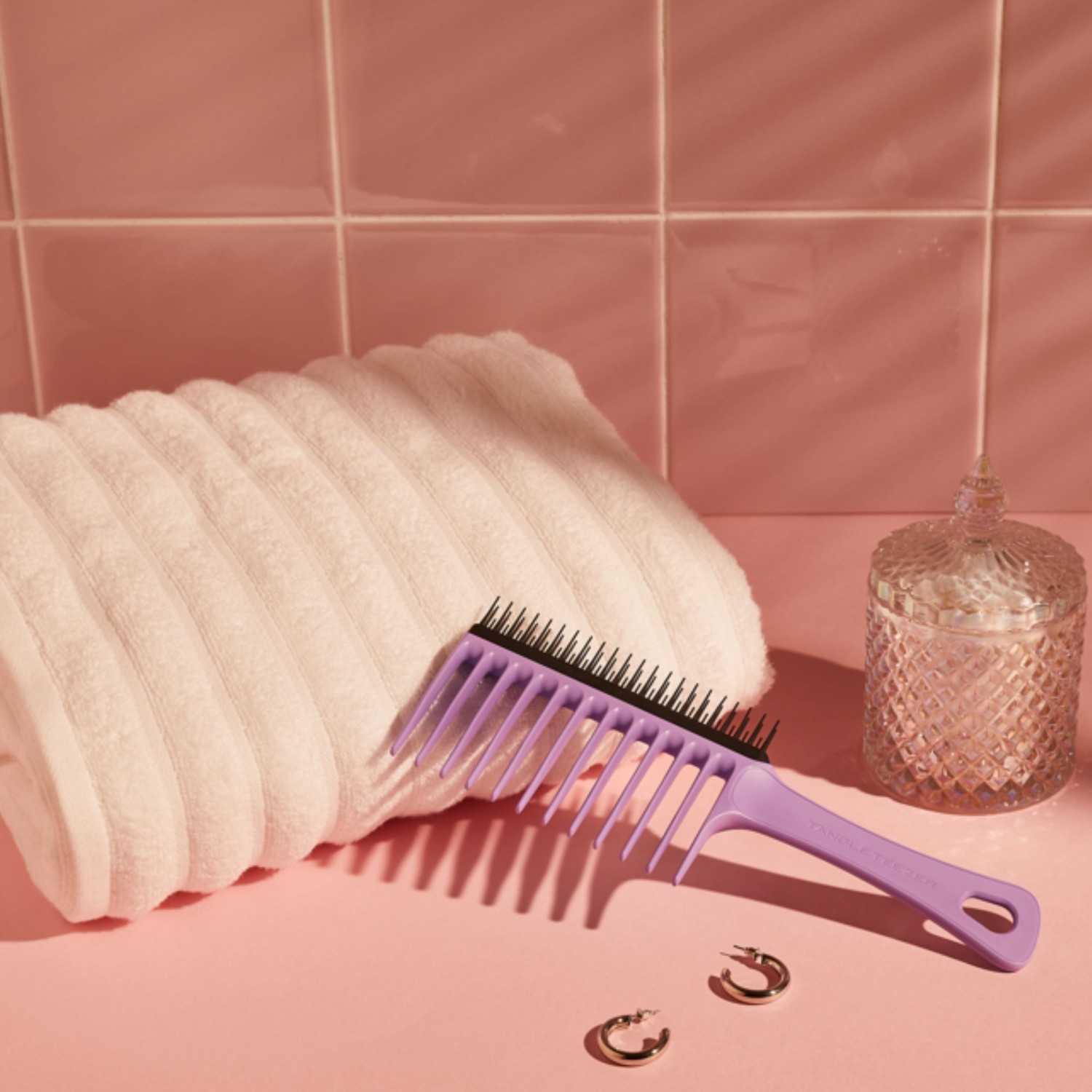 Tangle Teezer glavnik s širokimi zobmi, lila črne barve