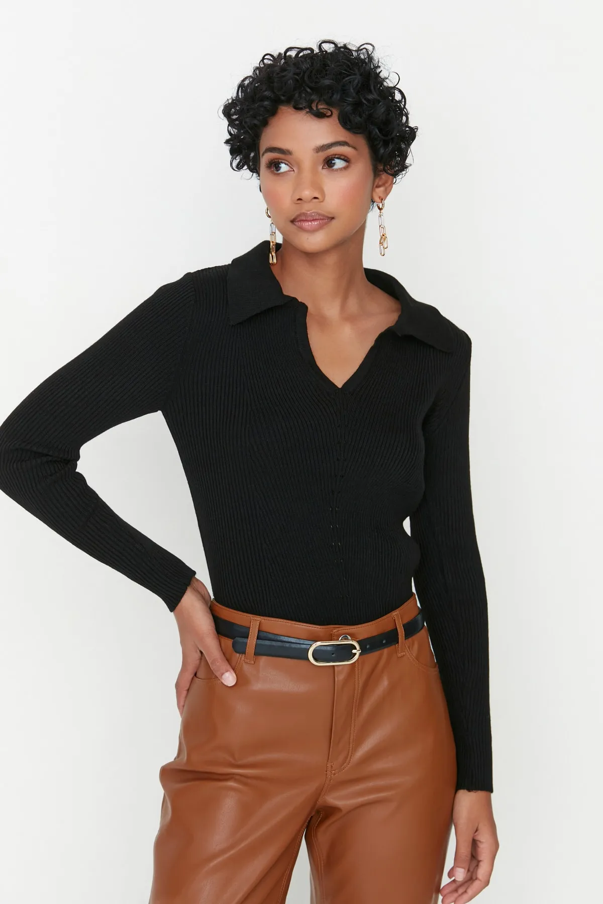 Trendyol Collection  Schwarzer Rollkragen-Strickpullover TWOAW20KZ0317