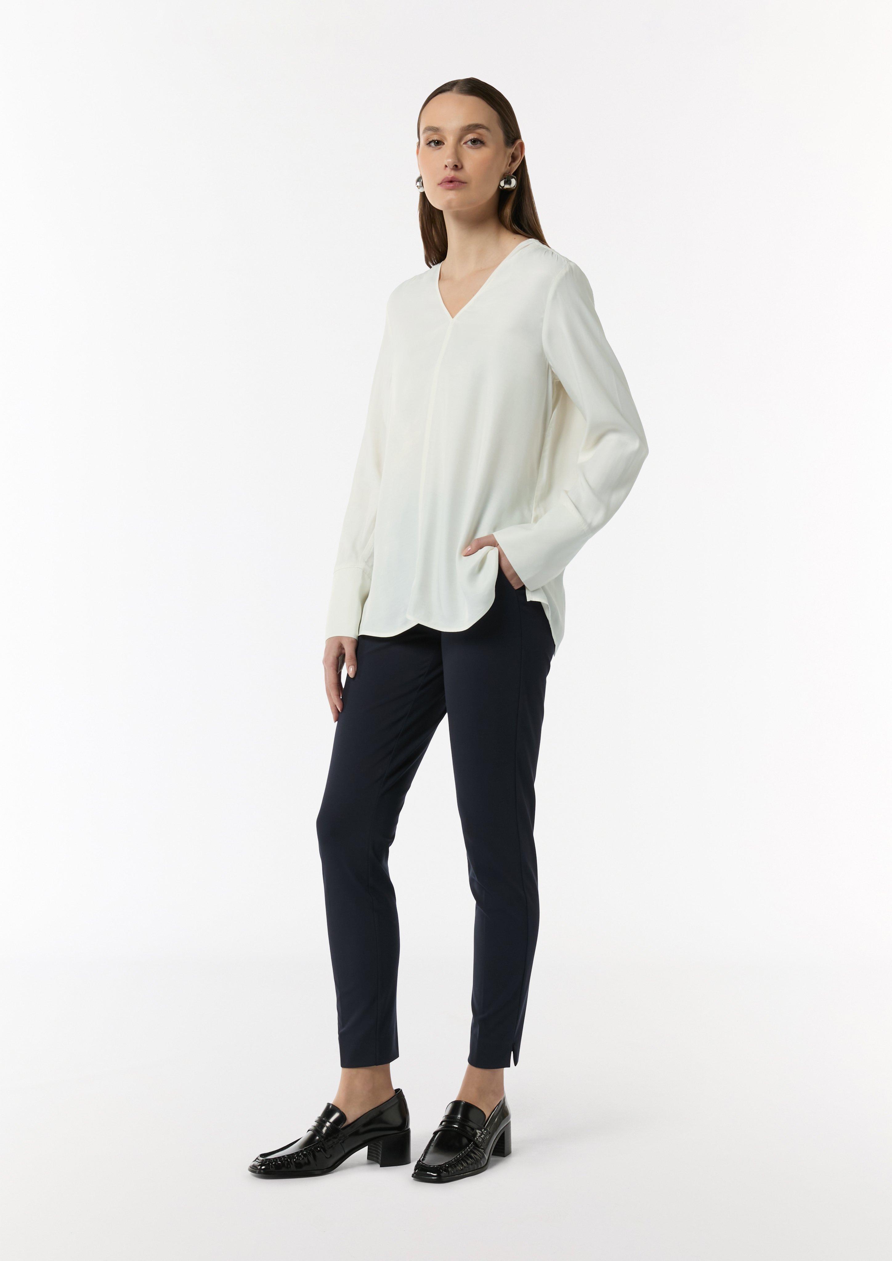 Viskosebluse mit V-Ausschnitt - weiß