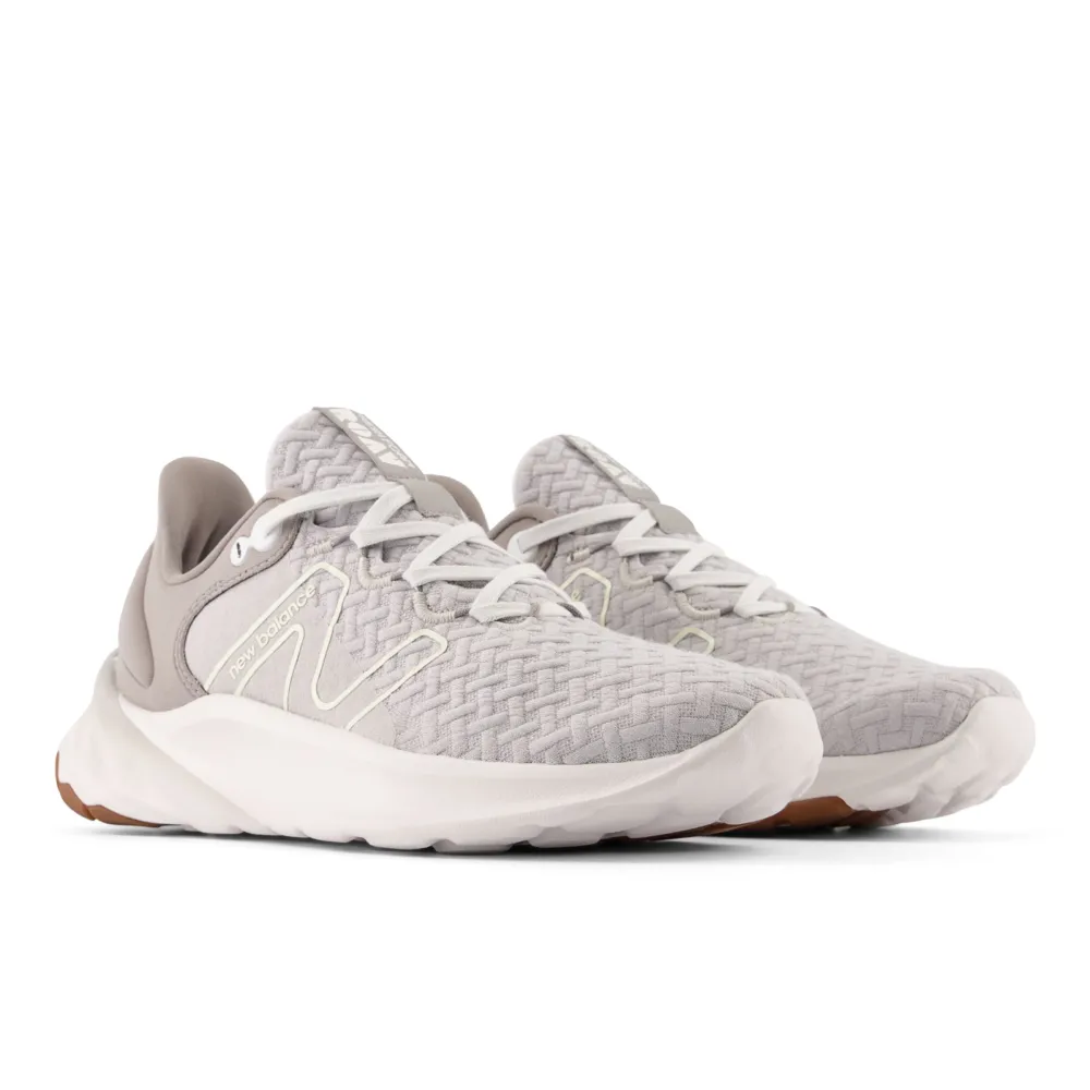 New Balance Fresh Foam Roav v2 WROAVHG2 / grau