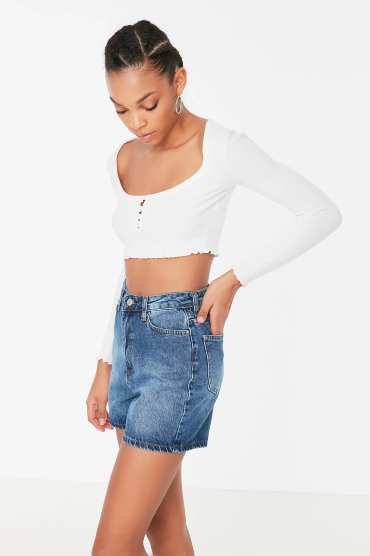 Trendyol Collection  Shorts - Dunkelblau - Hoher Bund