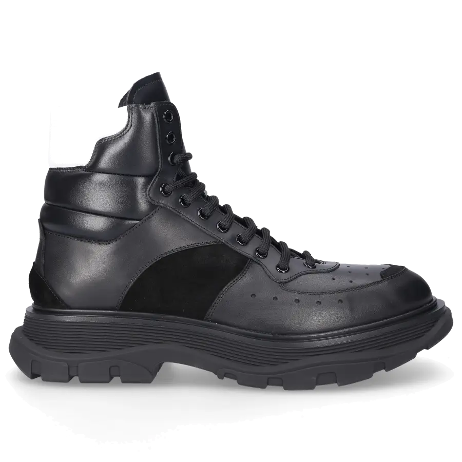 Alexander McQueen - Schnürboots WHRH6 Kalbsleder - schwarz