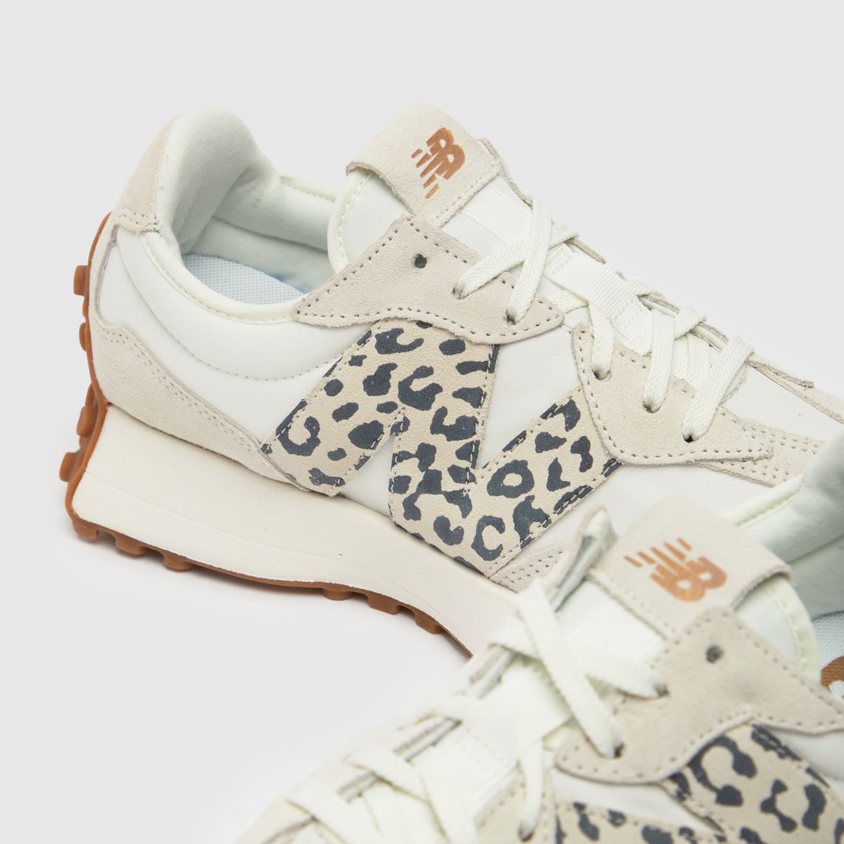 Superge New Balance 327 v bež barvi