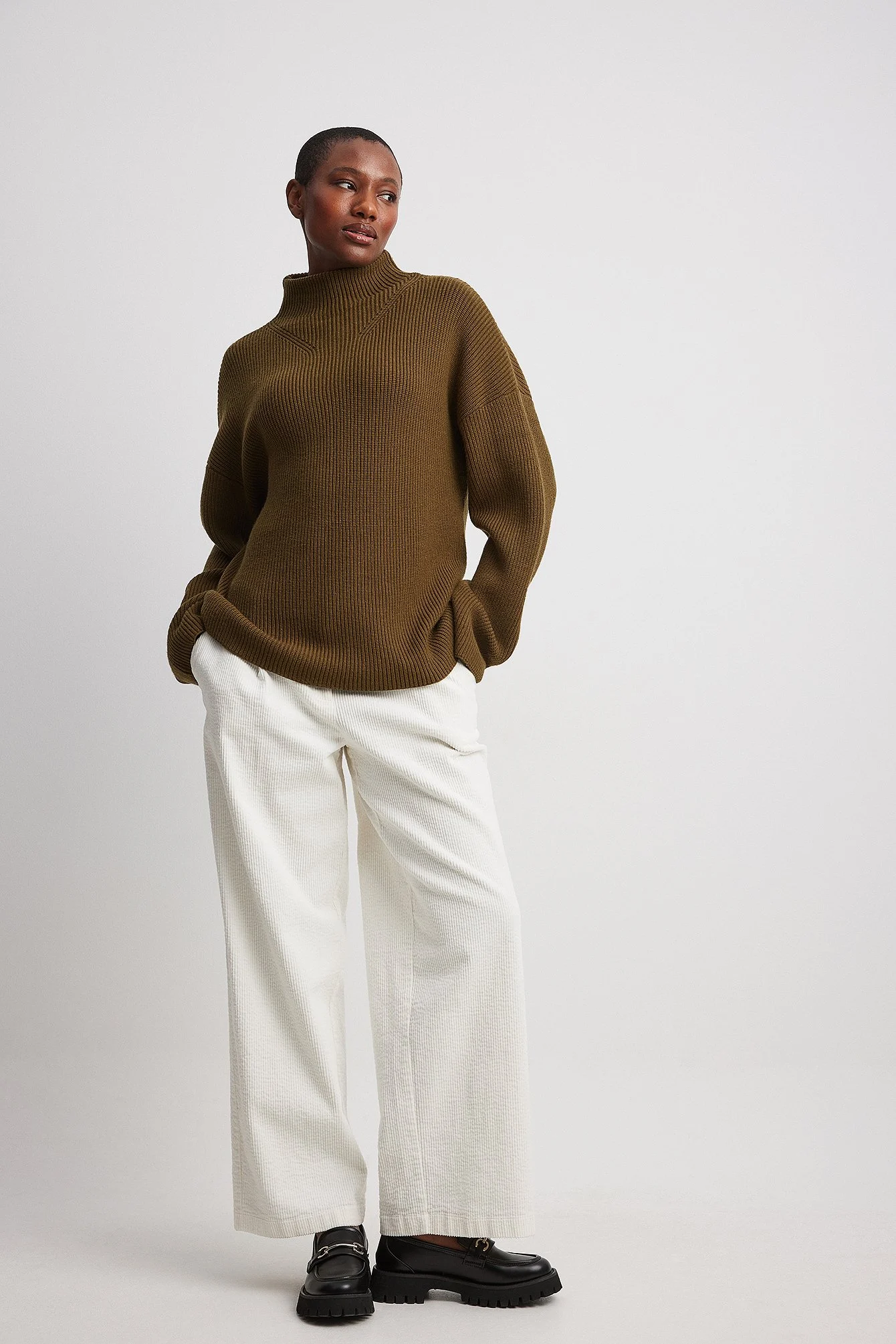 Rollkragenpullover gestrickt