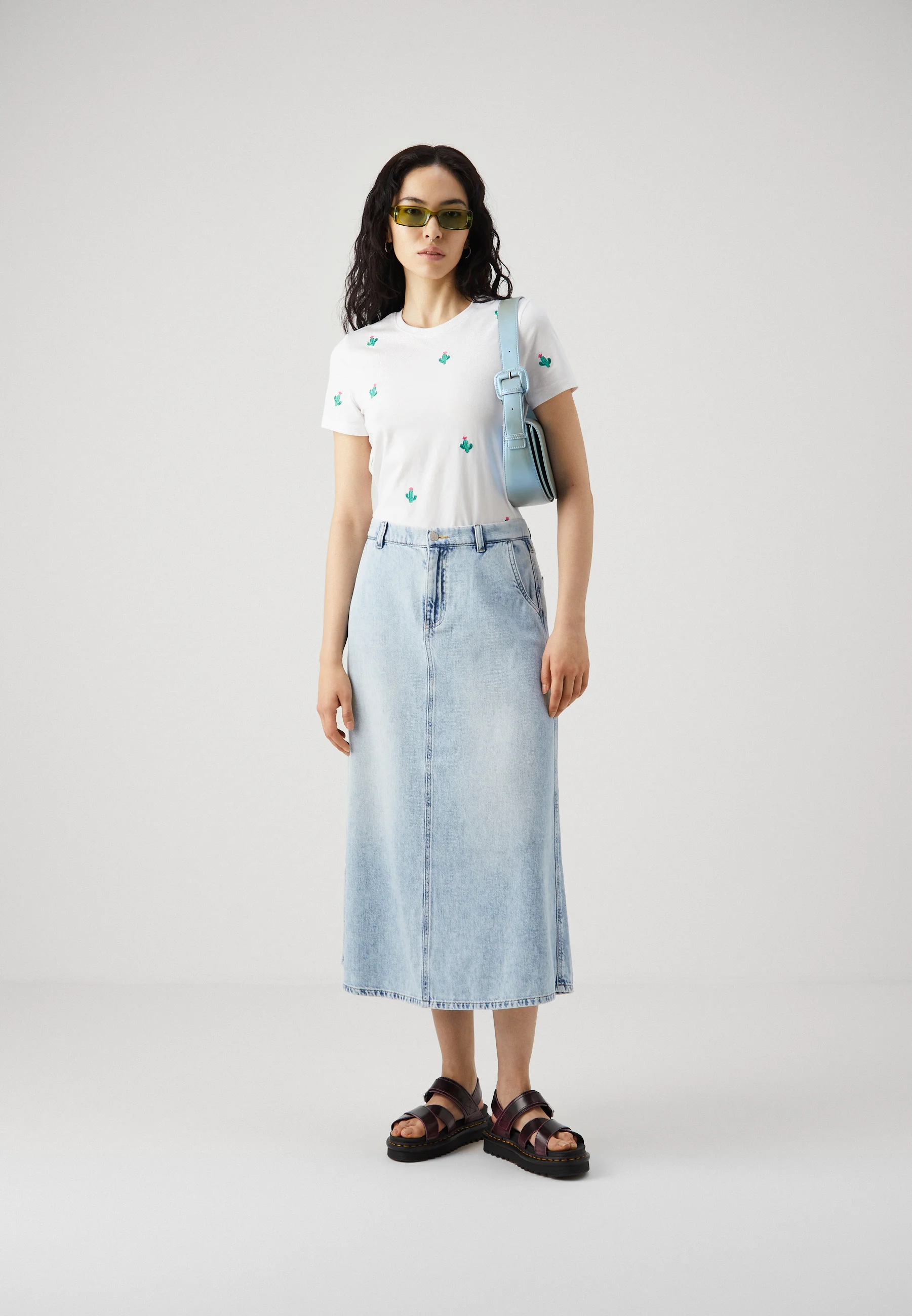 ONLY Tall ONLMINDY FALDA SUELTA - Falda vaquera