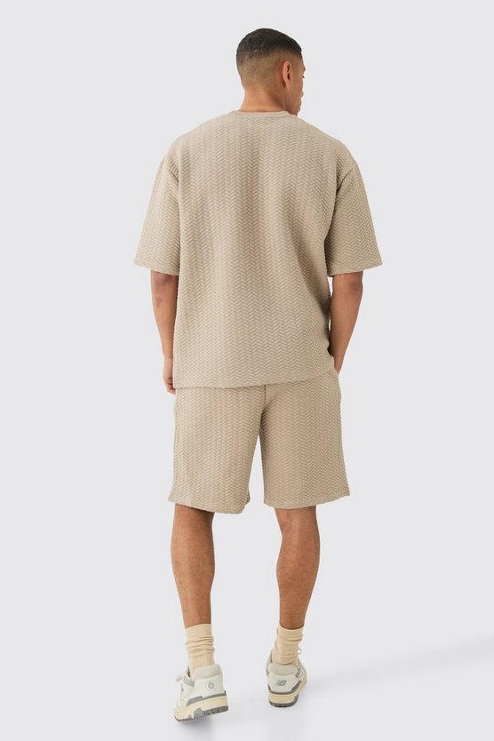 Gestepptes Oversize T-Shirt und Shorts mit Fischgräten-Print
